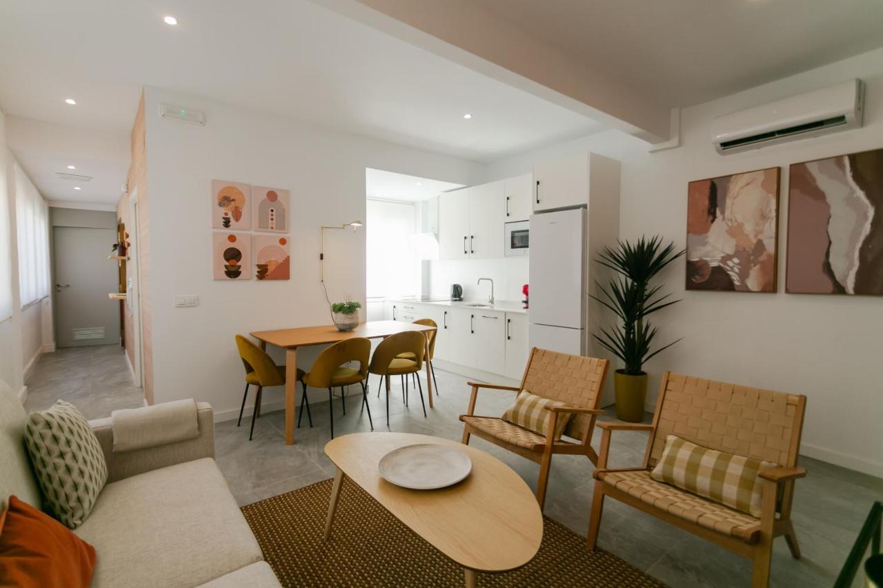 Lujoso Apartamento Con Piscina Compartida 3 Siviglia Esterno foto